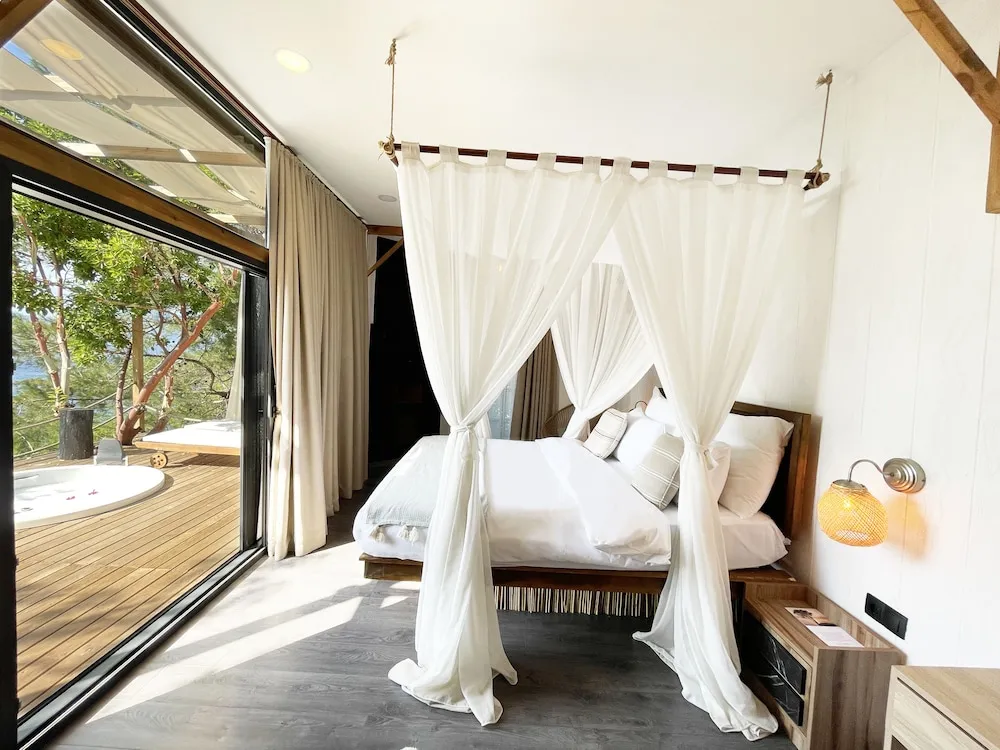 Boutique Suite