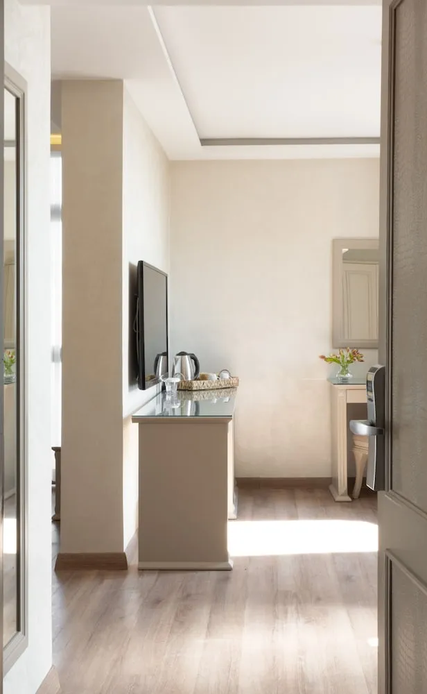 Deluxe Tek Büyük Yataklı Oda, Deniz Manzaralı