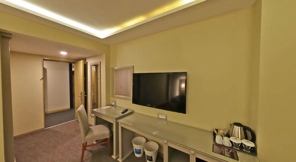 Deluxe Tek Büyük Yataklı Oda, Deniz Manzaralı