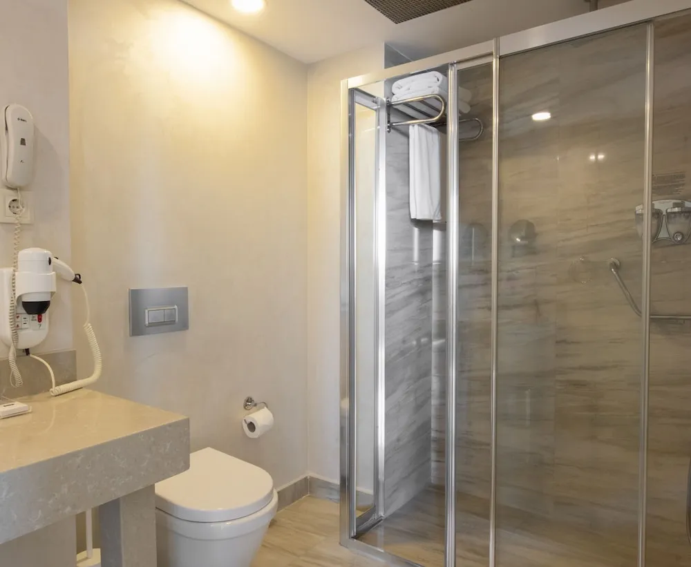 Deluxe Tek Büyük Yataklı Oda, Deniz Manzaralı