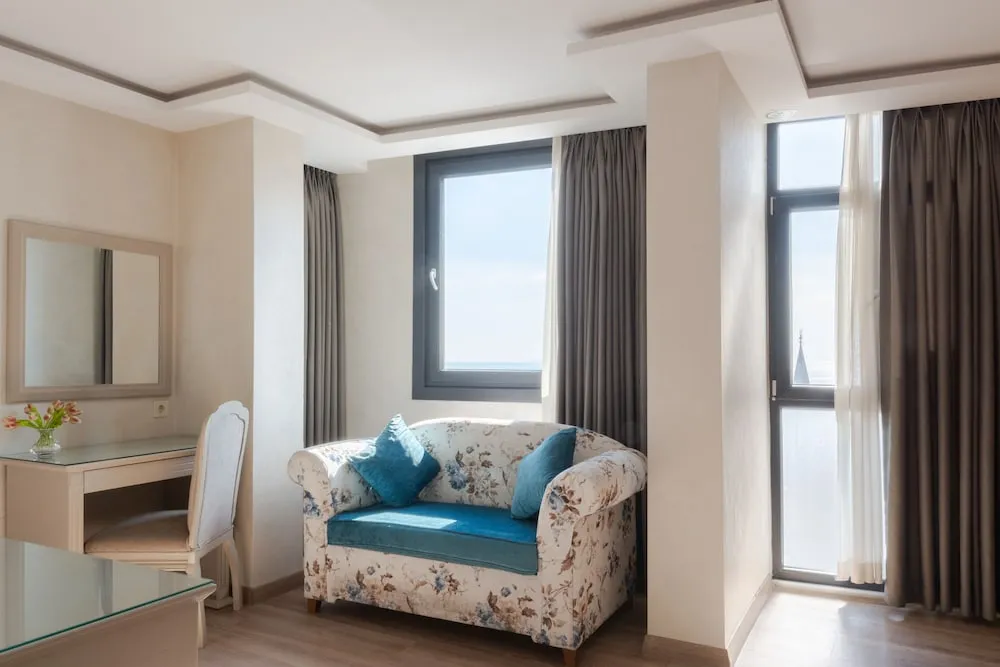 Deluxe Tek Büyük Yataklı Oda, Deniz Manzaralı
