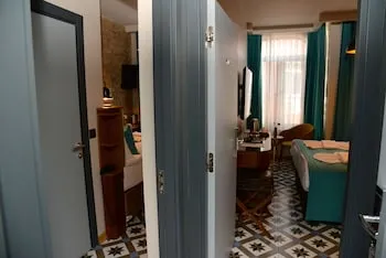 Pera Luna Residence - Özel Sınıf