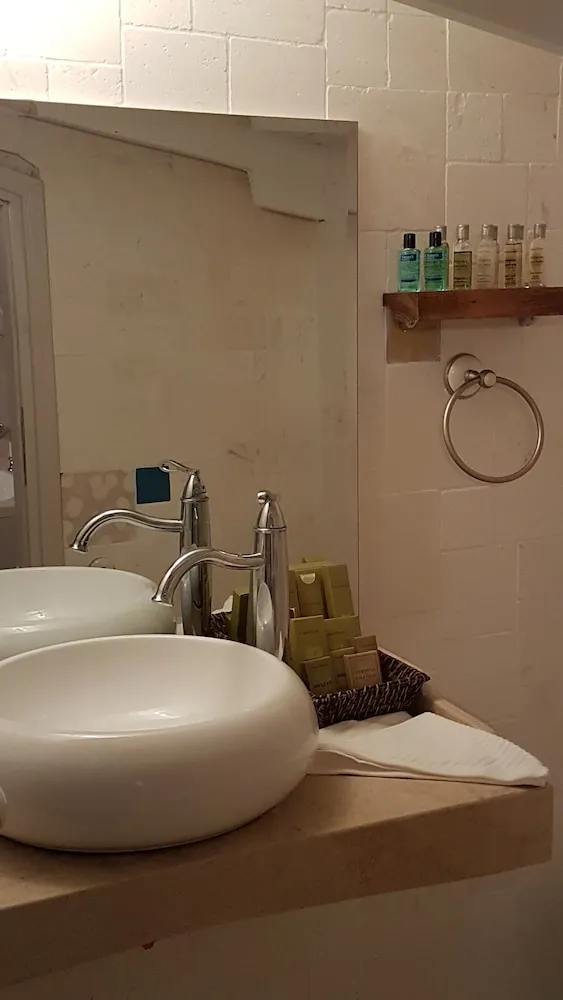 Luxury Tek Büyük Yataklı Oda