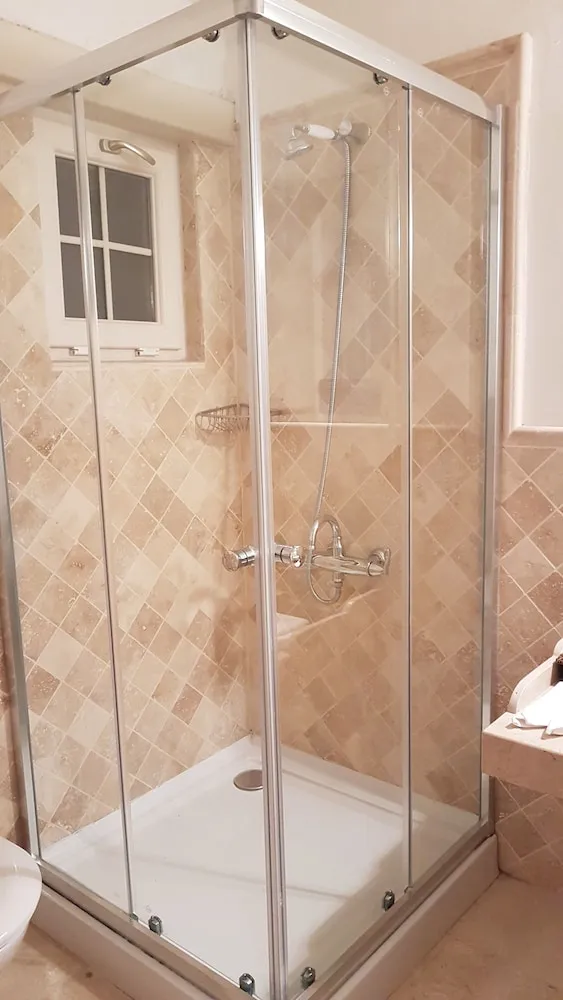 Standard Dört Kişilik Oda