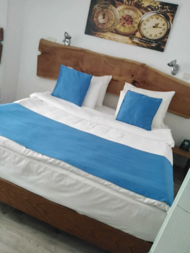 Standard Dört Kişilik Oda