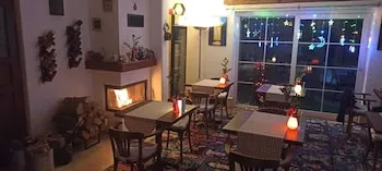 Alaçatı Otel Rebetiko