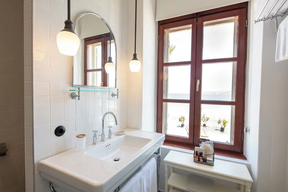 Deluxe Oda, 1 Çift Kişilik Yatak, Deniz Manzaralı