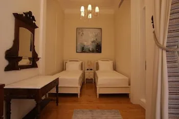 Rasim Palas (Sadece Yetişkinler +12)