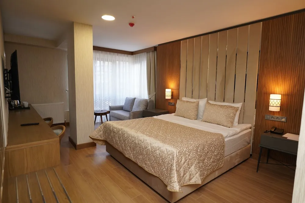 Luxury Tek Büyük Yataklı Oda