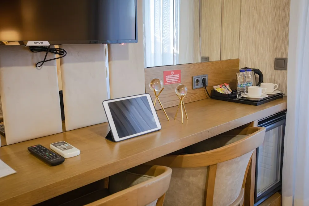 Comfort Tek Büyük Yataklı Oda