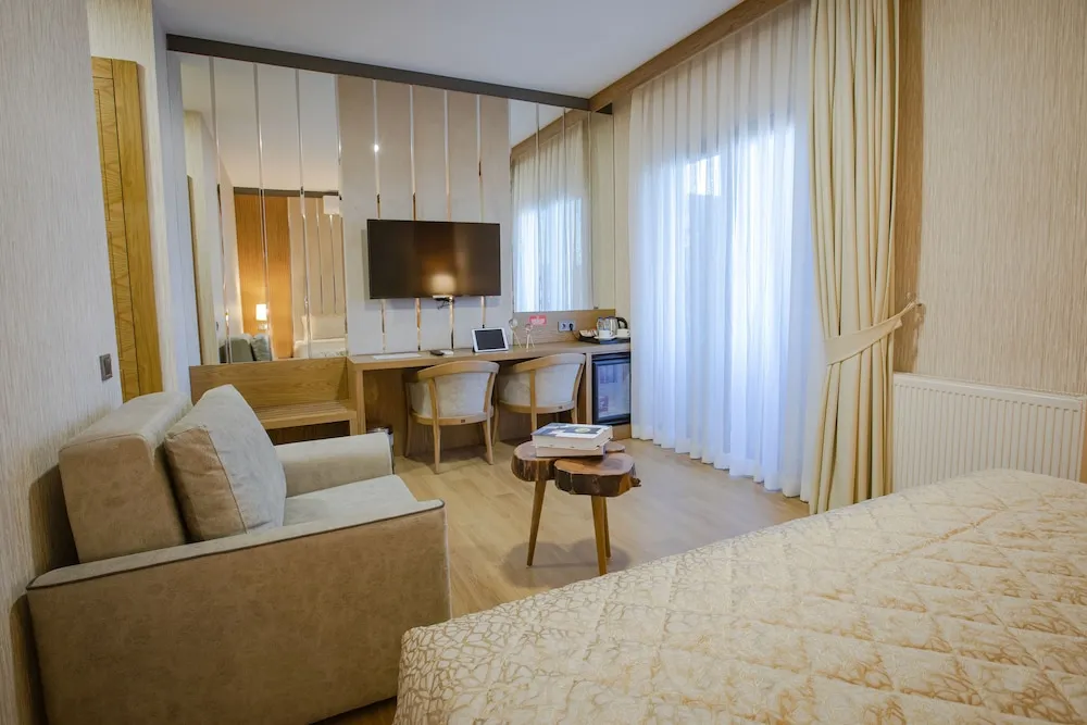 Comfort Tek Büyük Yataklı Oda