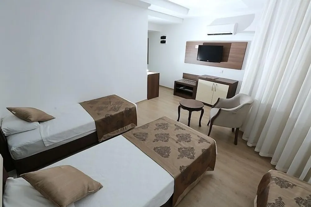 Standard İki Ayrı Yataklı Oda, Kısmi Deniz Manzaralı