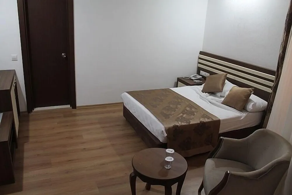 Standard İki Ayrı Yataklı Oda, Kısmi Deniz Manzaralı