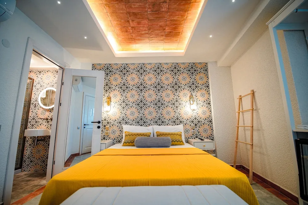 Deluxe Tek Büyük Yataklı Oda