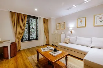 Delita City Hotel