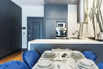 Benesta Residence by NewInn