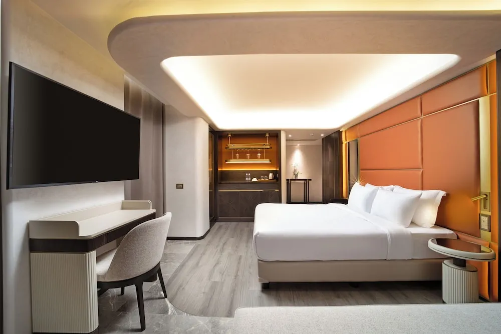 Bosphorus Junior Suite