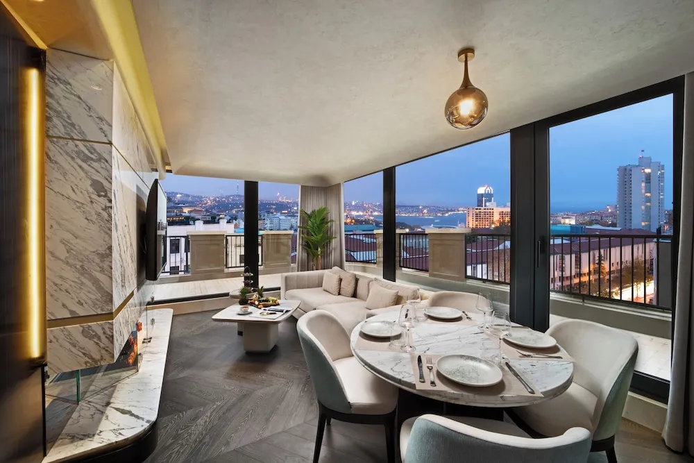 Penthouse Terrace, Bosphorus View