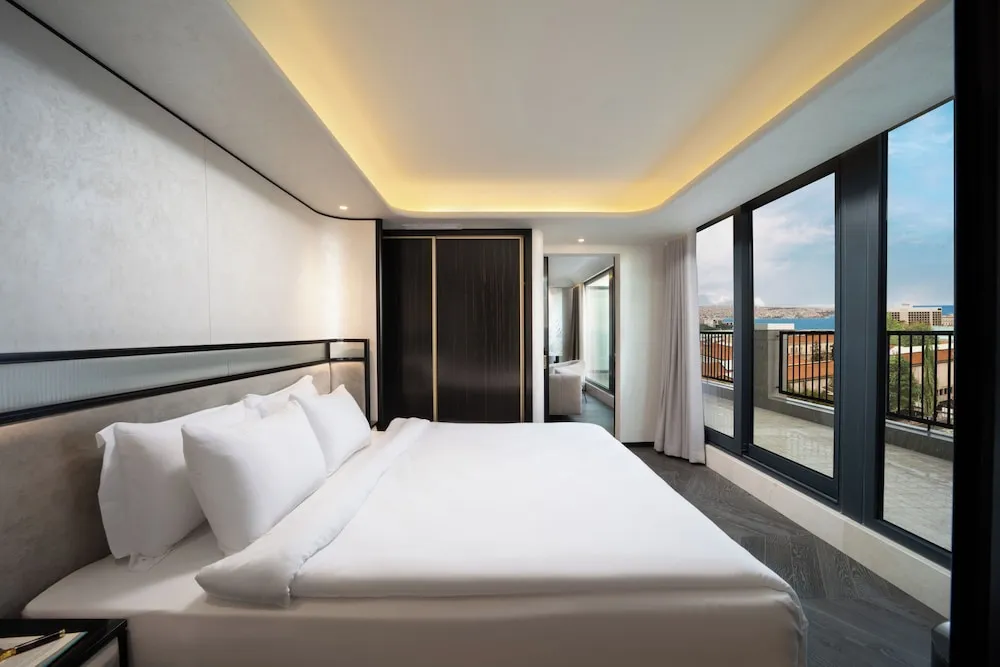 Penthouse Terrace, Bosphorus View