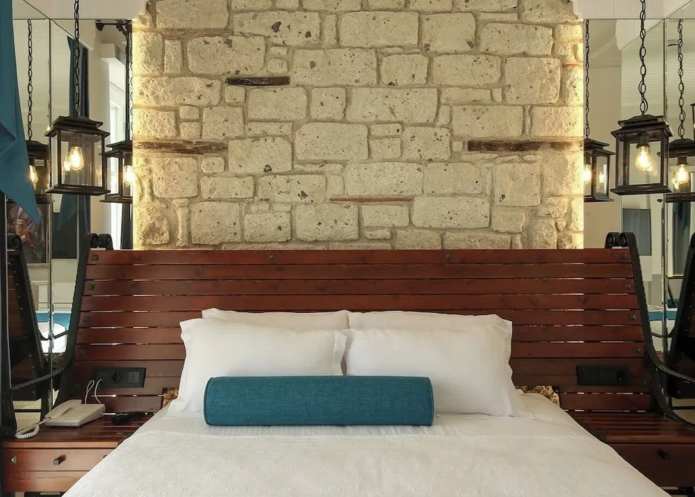 Smyrna Balcony No 11 (Havuz Manzarali)