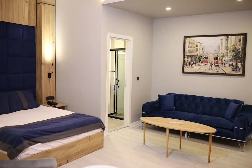 Comfort Tek Büyük Yataklı Oda