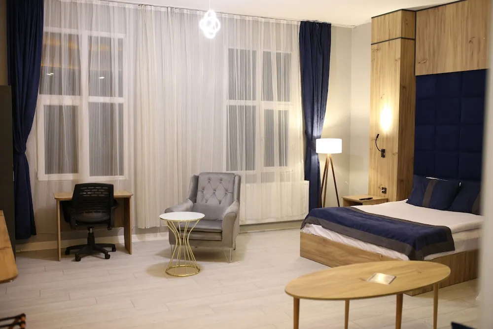 Comfort Tek Büyük Yataklı Oda