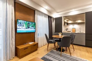Sala Suites