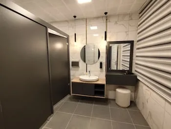 Sav-ir Suit Otel