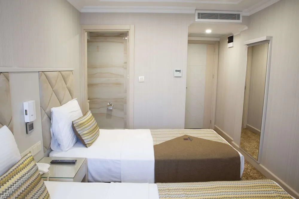 Superior İki Ayrı Yataklı Oda