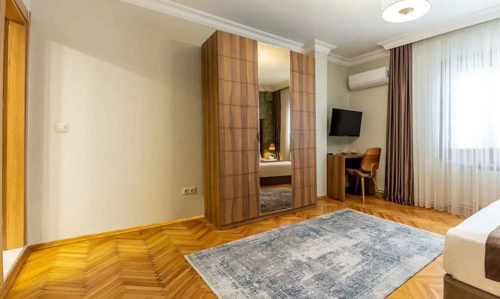 Deluxe Apart Daire, 3 Yatak Odası, Balkon, Havuz Manzaralı