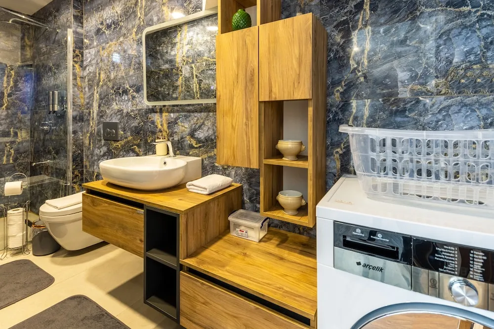 Luxury Apart Daire, 3 Yatak Odası, Teras, Havuz Manzaralı