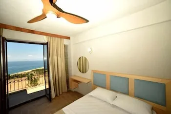 Limnos Otel