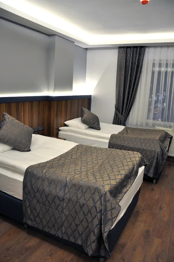 Deluxe İki Ayrı Yataklı Oda