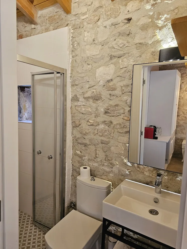 Design Tek Büyük Yataklı Oda