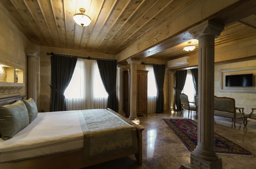Stone Junior Suite With Balcony