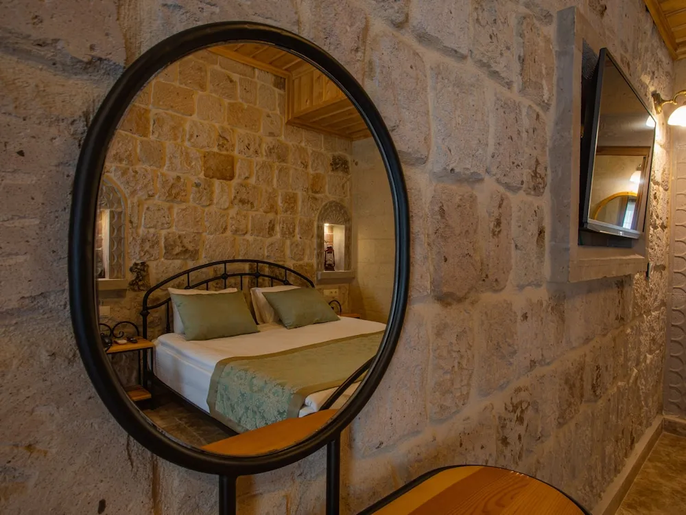 Stone Standard Double Room