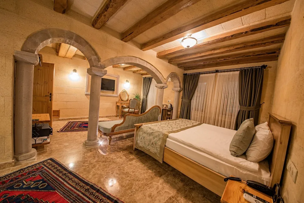 Stone King Suite with Jakuzi