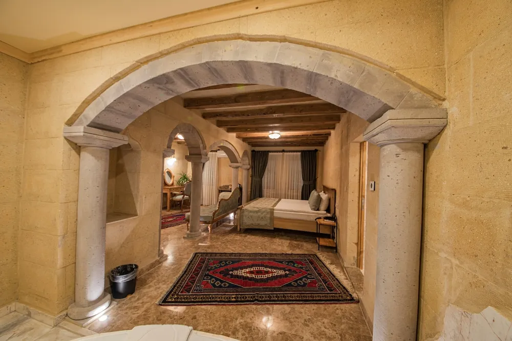Stone King Suite with Jakuzi