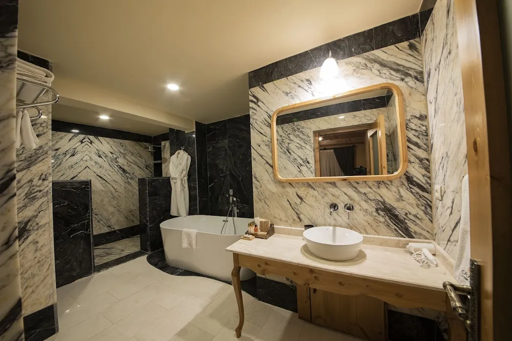 Stone Cratus Premium Suite
