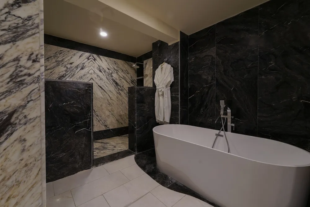 Stone Cratus Premium Suite
