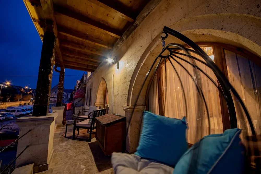 Stone Cratus Premium Suite