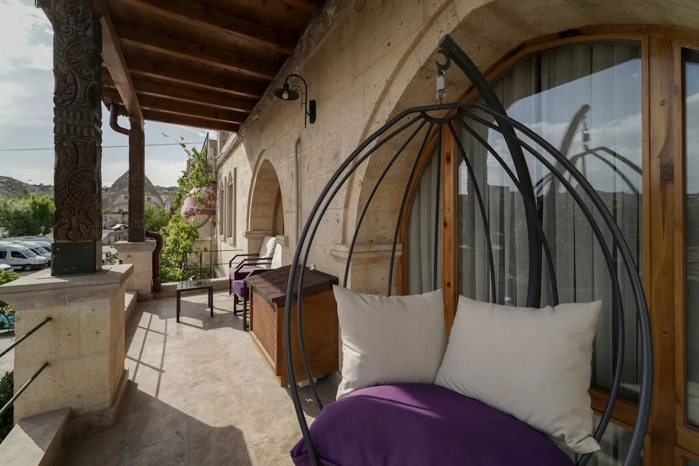 Stone Cratus Premium Suite