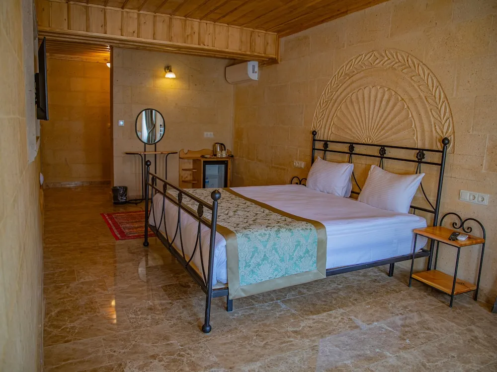 Stone Deluxe Room