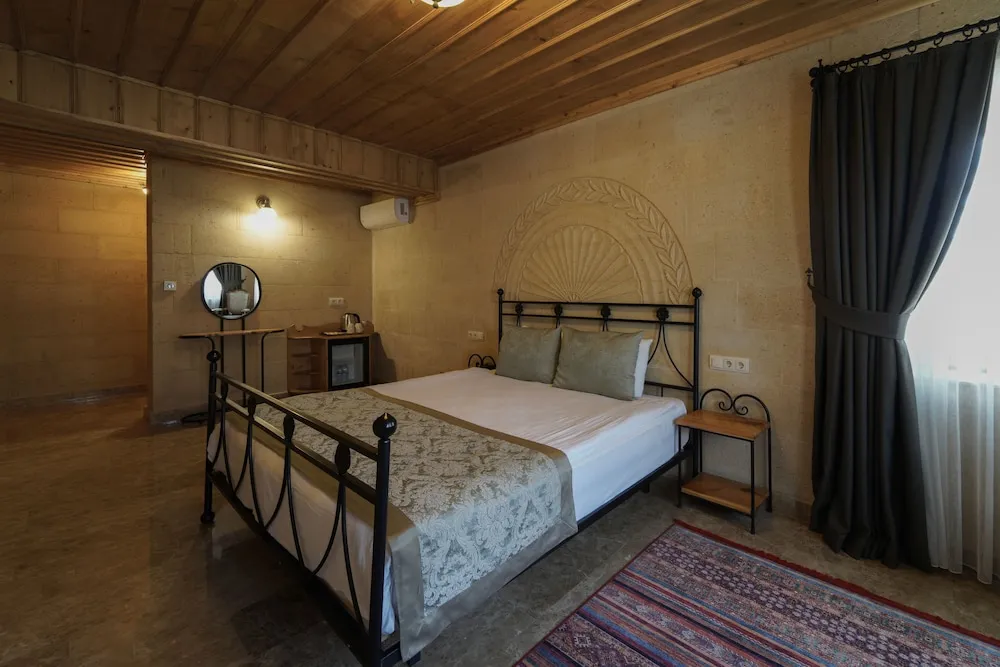 Stone Deluxe Room