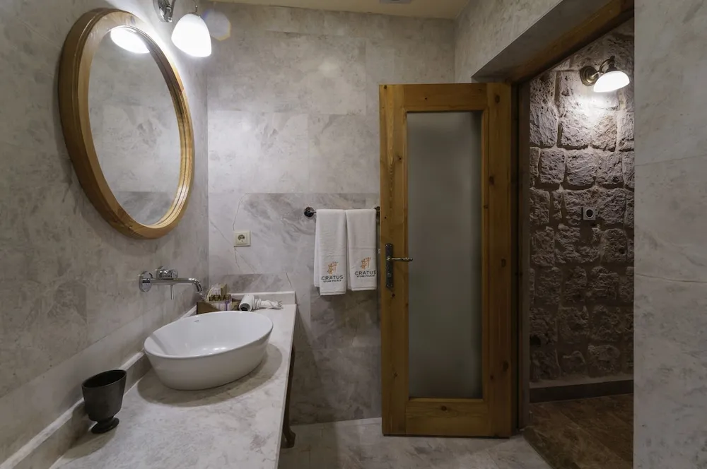 Stone Standard Twin Room