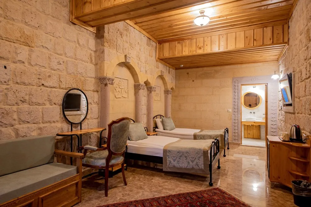 Stone Standard Twin Room