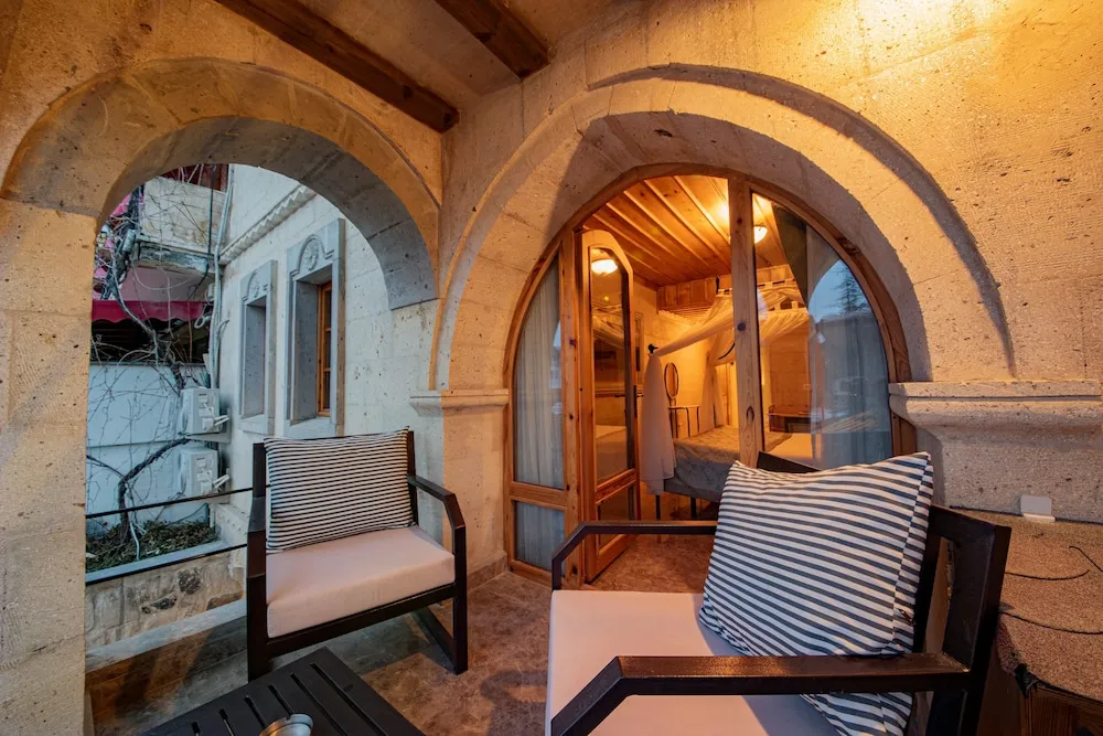 Stone Deluxe Room with Balcony