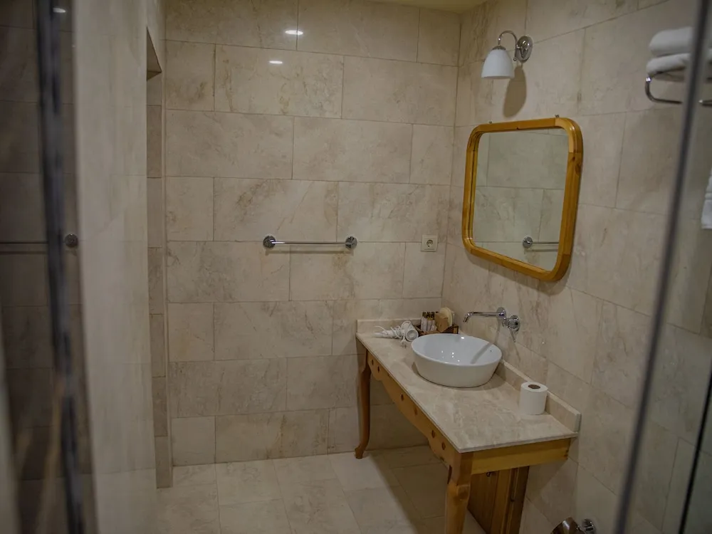 Stone Deluxe Room with Balcony