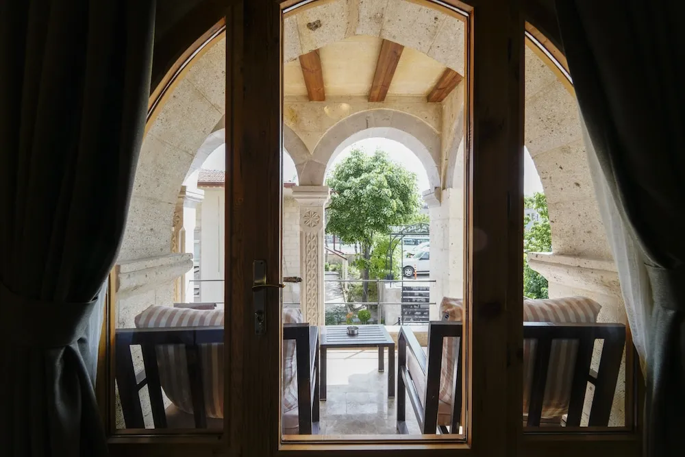 Stone Deluxe Room with Balcony