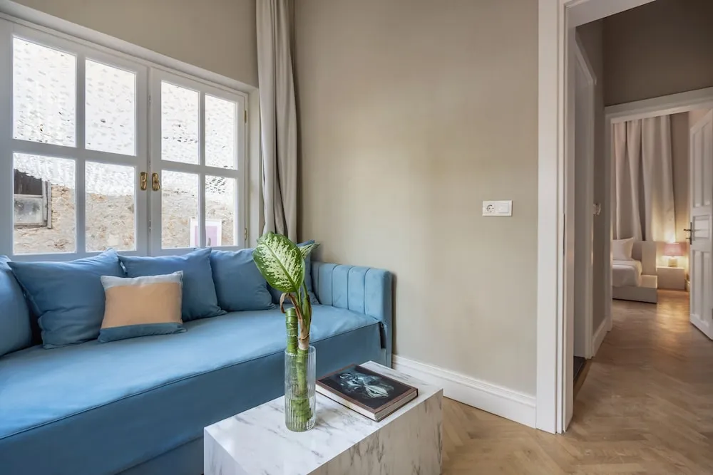 Suite with Living Room